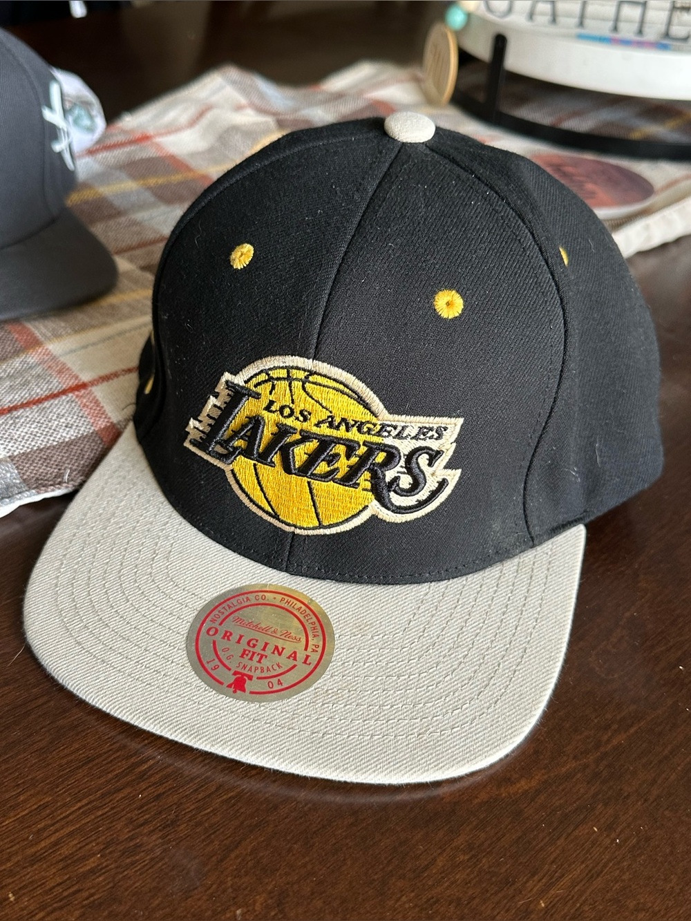Mitchell & Ness Los Angeles Lakers Black and Gray Kids Snapback Hat
